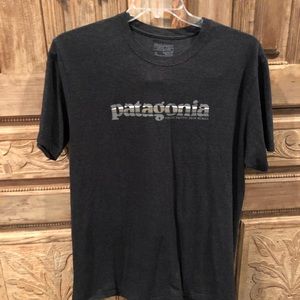 XL Patagonia men’s tee